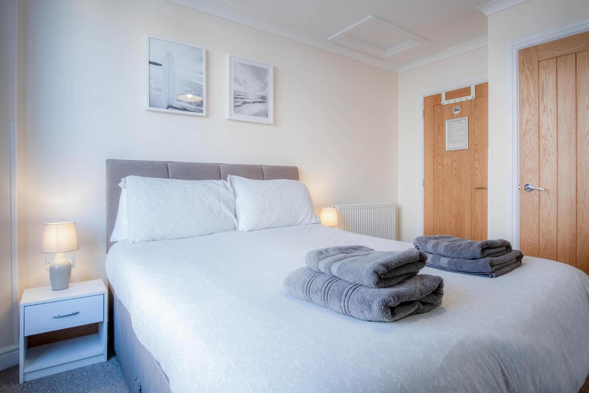 Skokholm - 3 Bedroom - Tenby